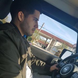 Meet your Posher, Daniel